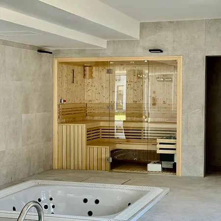 شقة 129 Z Basenem I Gratis Oraz Ogrodkiem - 5d *